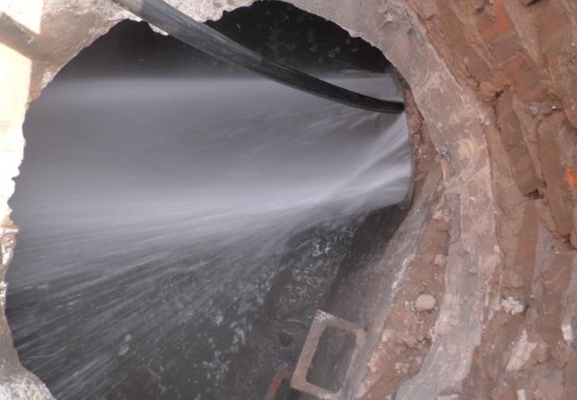 涞源抽化粪池公司为您专业解答下管道清淤的知识